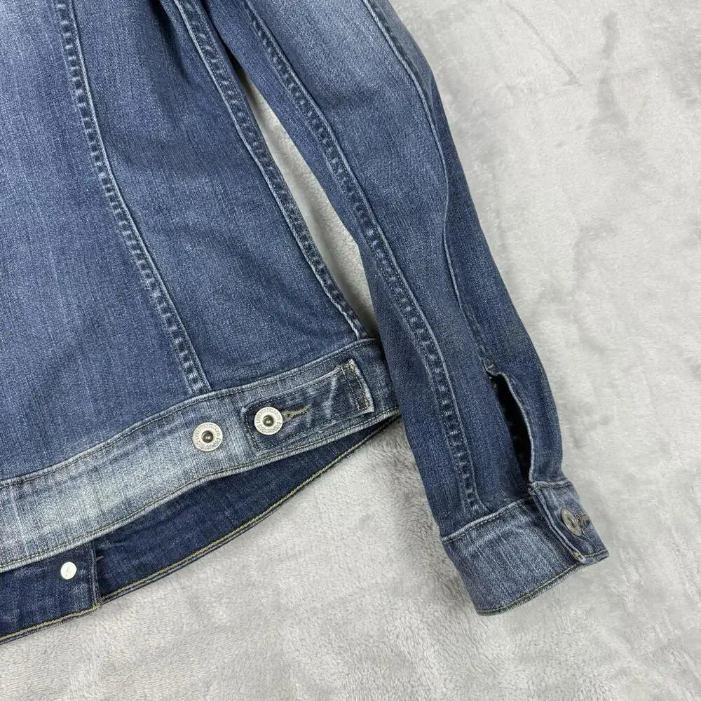 Levis Denim Jacket Women Blue Button Front Trucker Style Jean Jacket Size Small